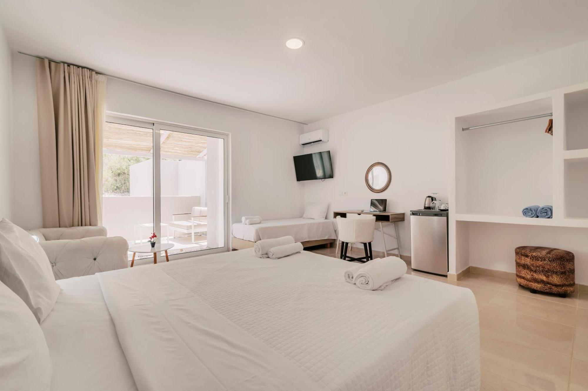 Bamboo Suites Hotel Ialysos  Bagian luar foto