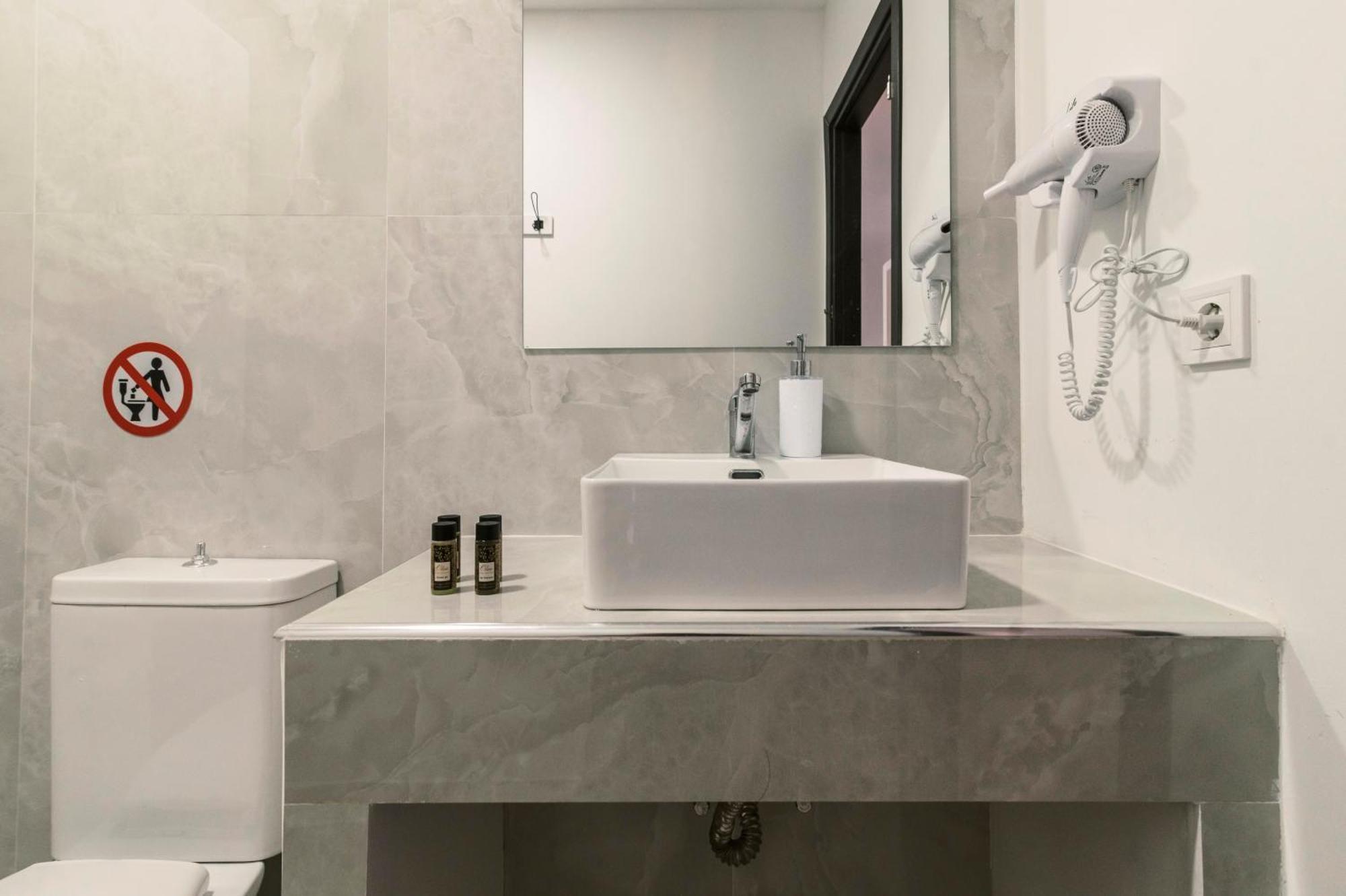 Bamboo Suites Hotel Ialysos  Bagian luar foto