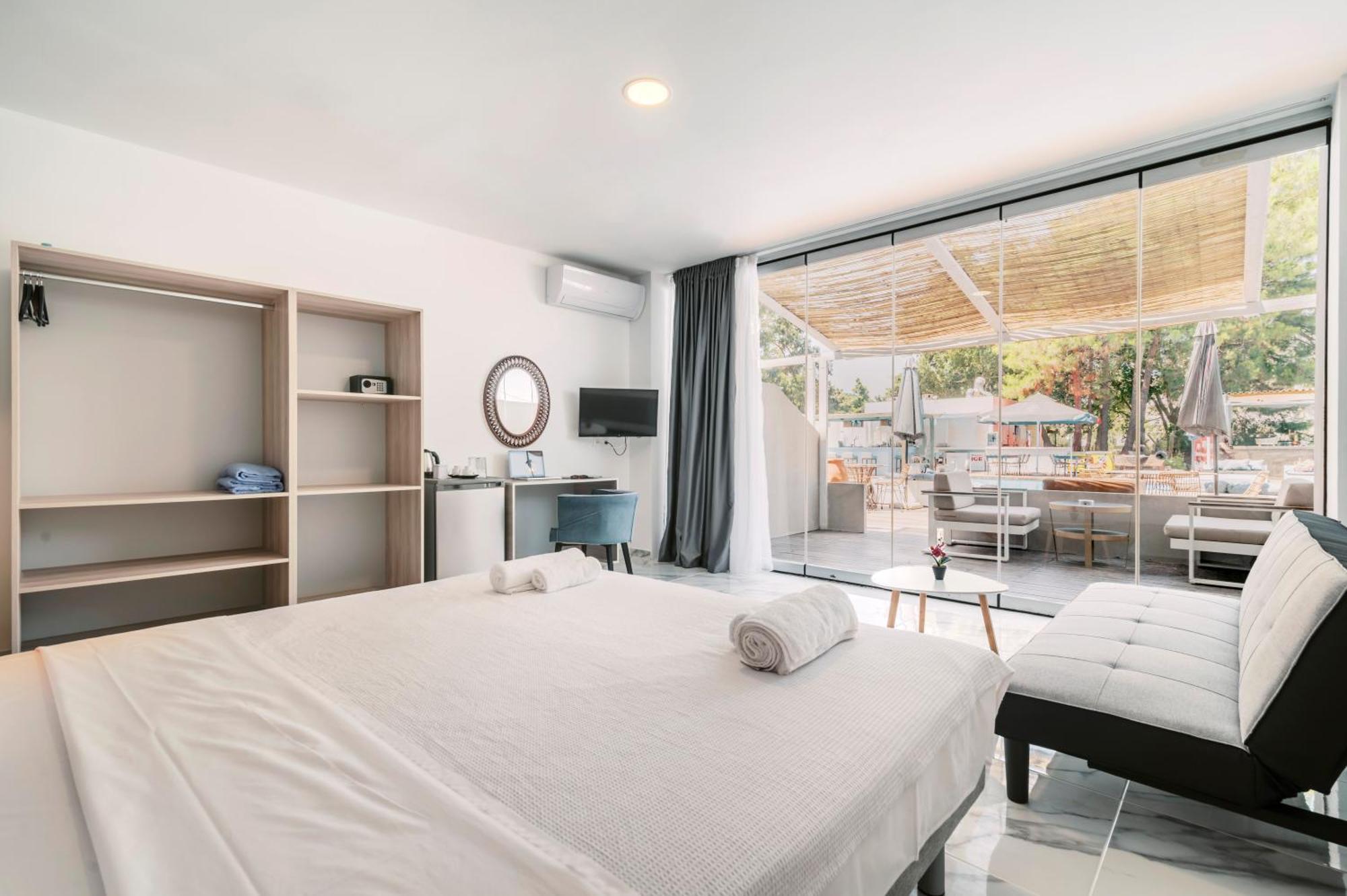 Bamboo Suites Hotel Ialysos  Bagian luar foto