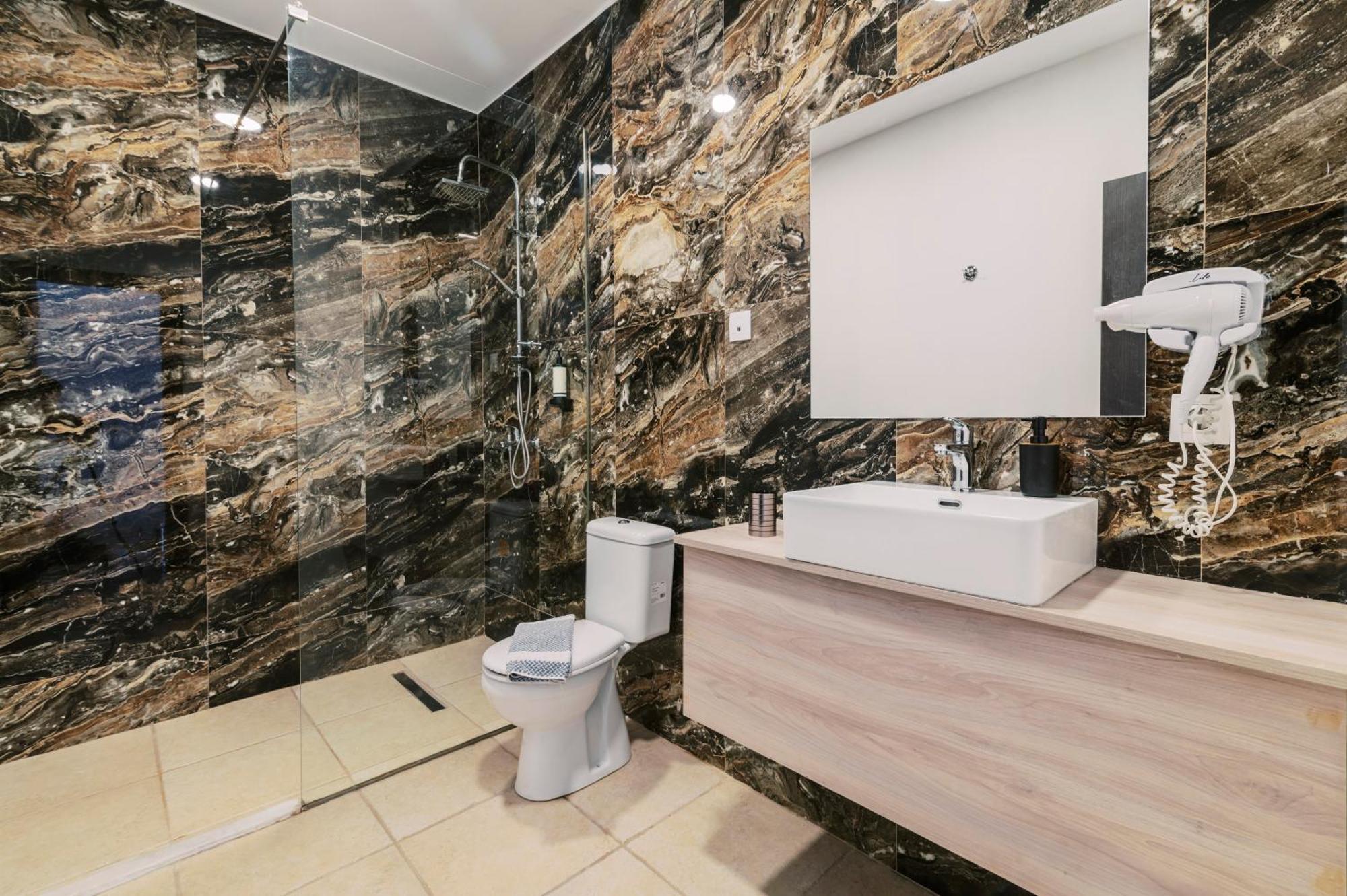 Bamboo Suites Hotel Ialysos  Bagian luar foto